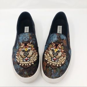 Steve Madden Fiasco Lion Shoes